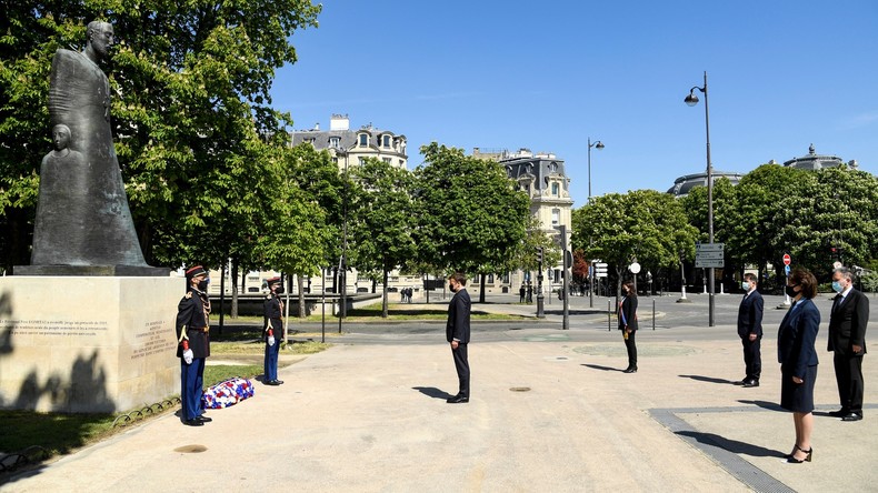Paris : des milliers de personnes dans la rue pour commémorer le génocide arménien
