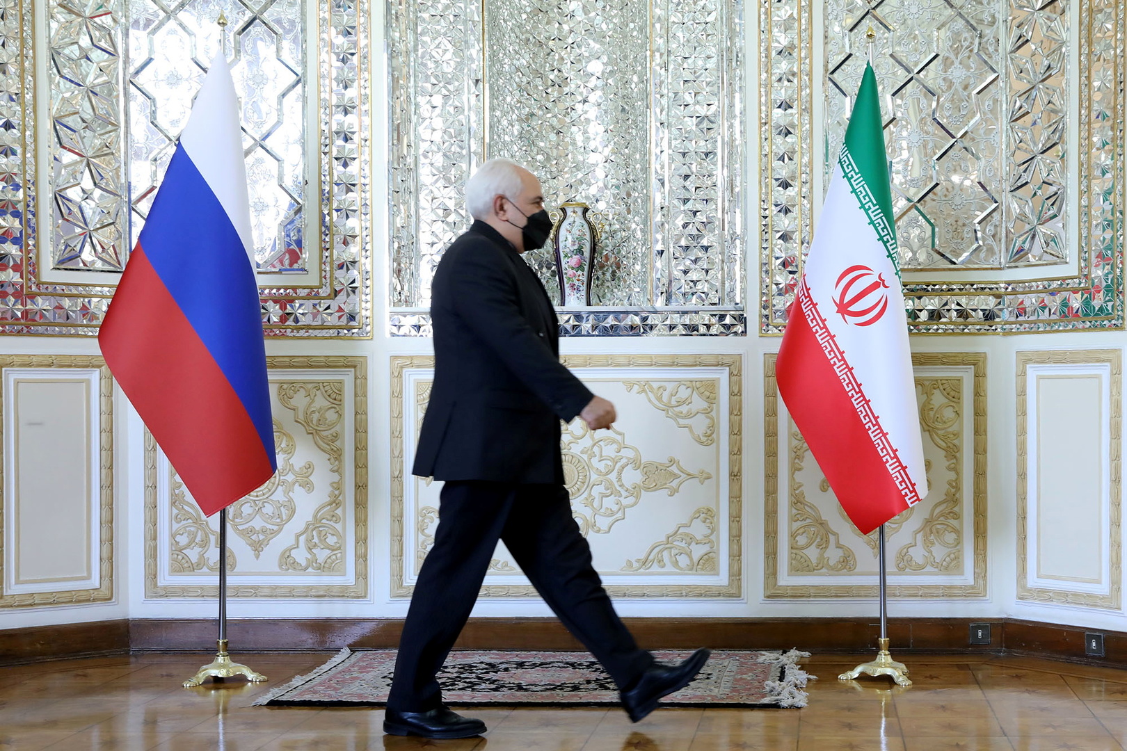 Иран 20 апреля. Военное сотрудничество России и Ирана. Иран за Россию. Иран Россия США. Иран помогает России.