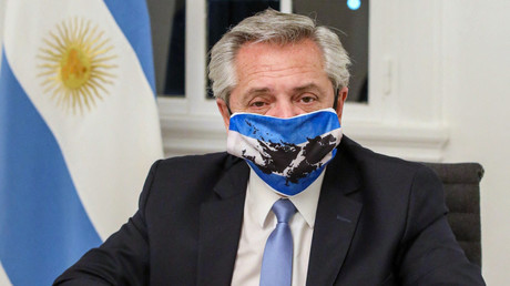 Vacciné contre le Covid-19, le président argentin testé positif au virus