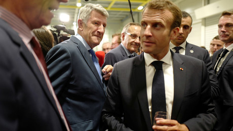 Pour Philippe de Villiers, Emmanuel Macron «s’en fout qu’on crève» et «s’occupe de sa réélection»