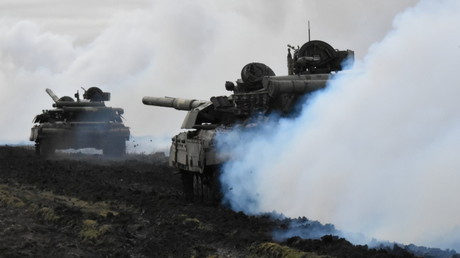 Exercice militaire ukrainien à la frontière russe, le 14 avril 2021.