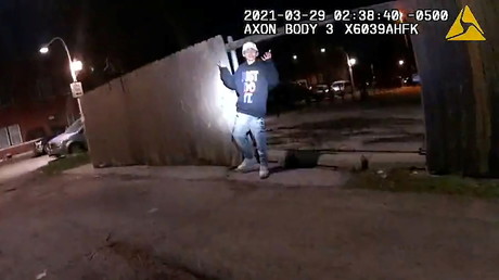 Chicago : la vidéo d'un adolescent de 13 ans abattu par un policier suscite une vive émotion