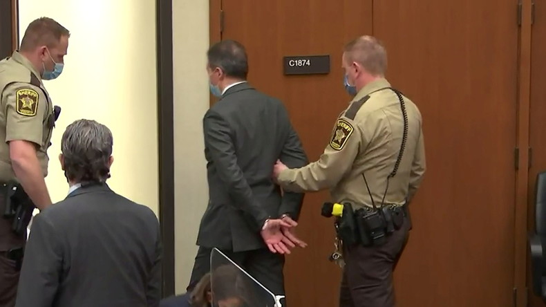 Procès George Floyd : l'avocat de Derek Chauvin met en cause le jury et demande un nouveau procès