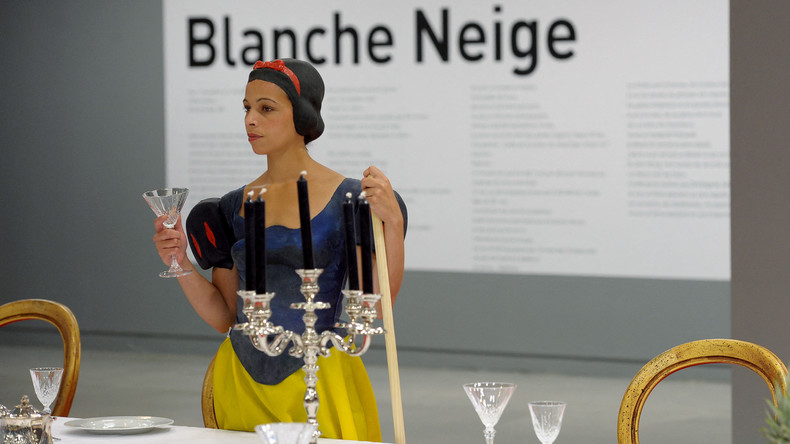Le baiser «non-consenti» du prince charmant à Blanche-Neige fait polémique aux Etats-Unis