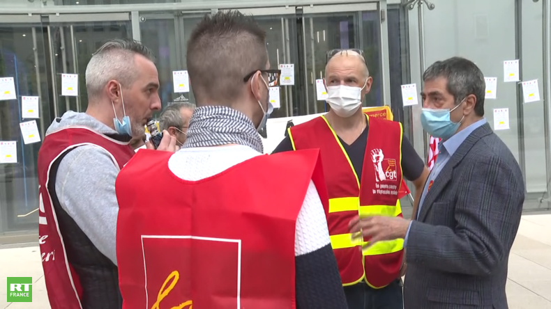Un «fonds vautour» allemand va-t-il racheter Lapeyre ? La réindustrialisation en France mise à mal