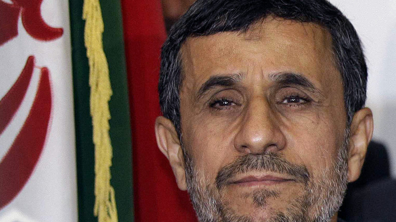 Iran : Mahmoud Ahmadinejad menace de boycotter la présidentielle si sa candidature est refusée