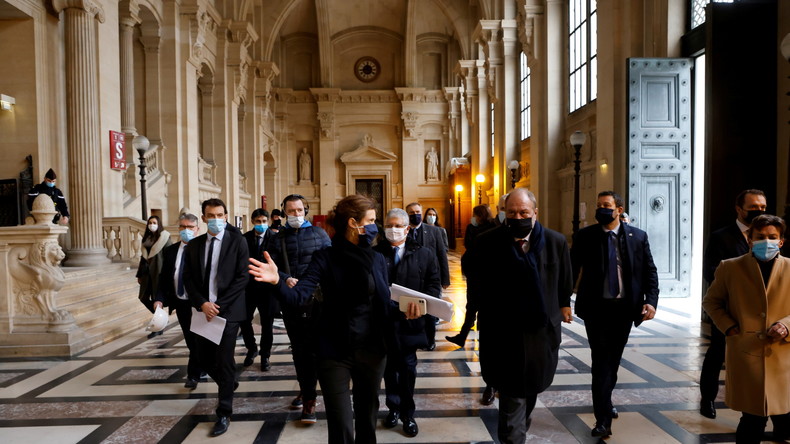 Loi de «confiance dans la justice» : «la montagne a accouché d'une souris», estime l'opposition