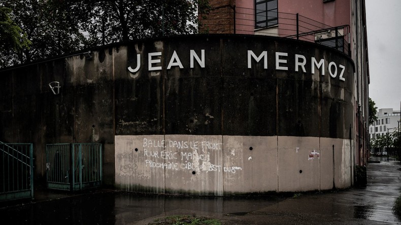 Lyon : trois suspects interpellés, dont deux mineurs après un graffiti appelant à tuer des policiers