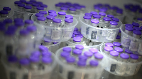 Flacons contenant le vaccin de Pfizer-BioNTech contre le Covid-19 (image d'illustration).