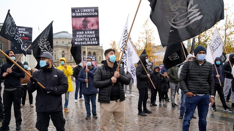 Des islamistes défilent à Hambourg avec des slogans antisémites