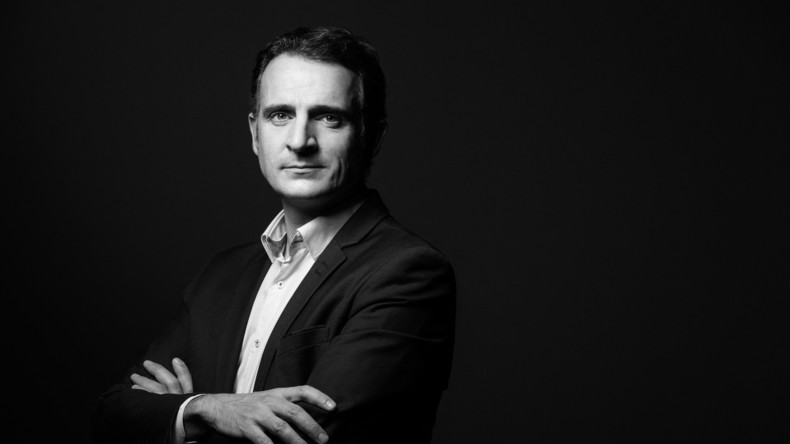 Soupçonné de favoritisme, le maire de Grenoble Eric Piolle interrogé en garde à vue