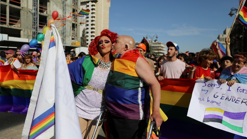 Le grand-rabbin de Jérusalem compare les participants de la  Gay pride à des «animaux sauvages»