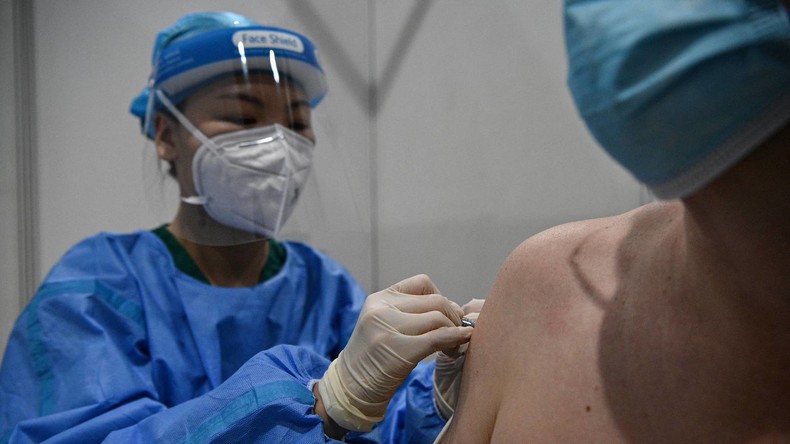 Covid-19 : la barre du milliard de doses administrées franchie en Chine