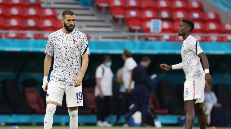 Euro 2020 : l'UEFA va retirer les bouteilles de bière sans alcool pour les footballeurs musulmans