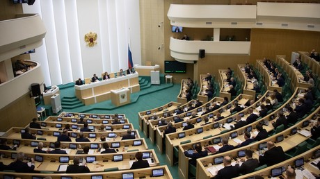 Russie : vote d'une loi excluant des élections les collaborateurs d'organisations «extrémistes»