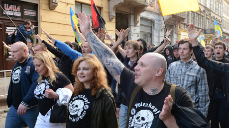Des manifestants célèbrent le 70e anniversaire de la fondation de la division SS Galicie à Lvov, en Ukraine, le 28 avril 2013 (image d'illustration).