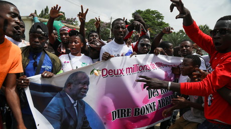 Dix ans plus tard, Laurent Gbagbo fait son retour en Côte d'Ivoire au milieu de ses partisans