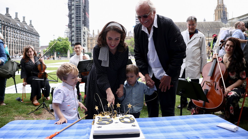 Julian Assange «fête» ses 50 ans en prison : ses soutiens se mobilisent à travers le monde