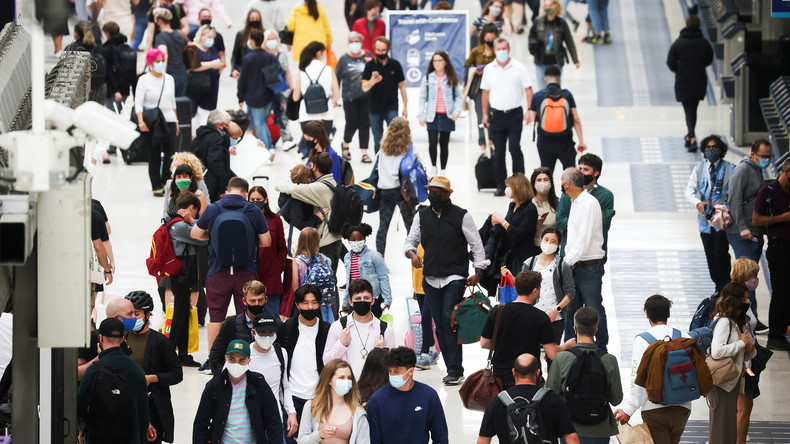 Angleterre : Boris Johnson annonce la fin du port obligatoire du masque pour le 19 juillet
