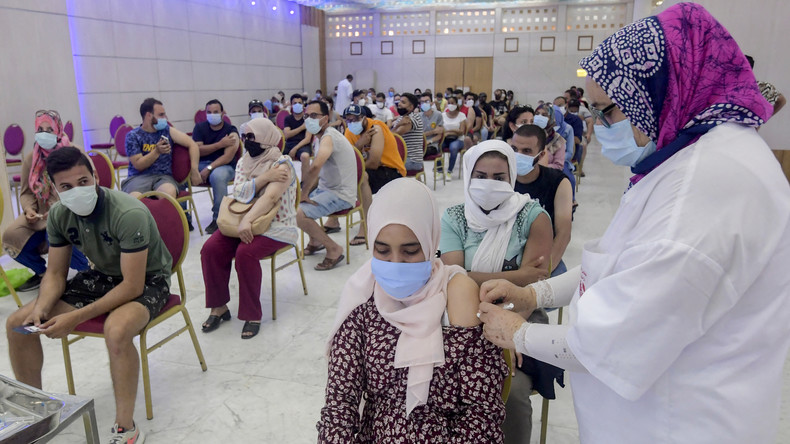 Covid-19 : la Tunisie évite de justesse la catastrophe sanitaire grâce à une large campagne de dons