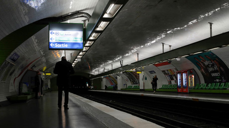 Paris : un homme tué au couteau dans une station de métro, un suspect interpellé