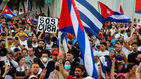 Pour illustrer la situation à Cuba, CNN publie sur les réseaux sociaux une photo prise à Miami