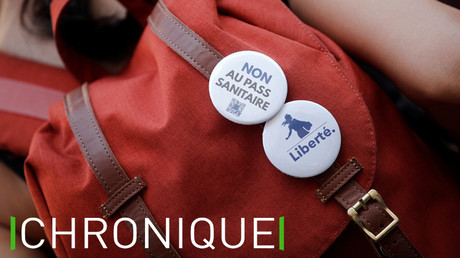 Pass Sanitaire : naissance  d’une société de l’auto-asservissement, par Lydia Guirous