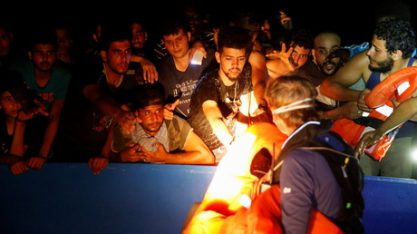 Méditerranée : le navire Ocean Viking a secouru 196 migrants en 24h au large de la Libye
