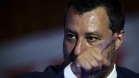 Matteo Salvini prononçant un discours lors du troisième congrès du parti portugais Chega à Coimbra le 30 mai 2021 (image d'illustration).