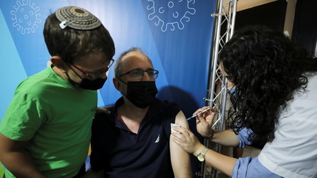 Covid-19 : Israël ouvre l'injection d'une troisième dose de vaccin aux 50 ans et plus