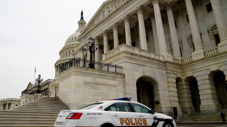 Washington : un homme qui menaçait de faire exploser une bombe près du Congrès se rend à la police