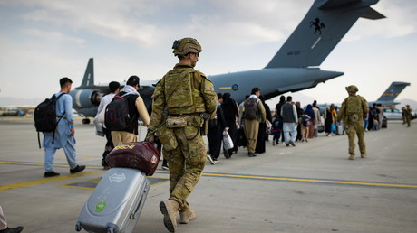 Trois pays occidentaux appellent à quitter l'aéroport de Kaboul en raison de menaces terroristes