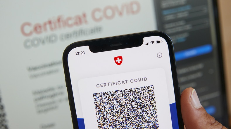 Restaurants, bars, expositions : la Suisse va étendre largement l'obligation de pass sanitaire