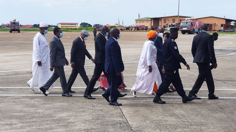 Guinée : Alpha Condé en bonne santé, la Cédéao met la pression sur les putschistes