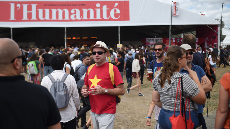 Fête de l'Humanité : un rappeur fait scander par la foule un slogan anti-police, Darmanin scandalisé