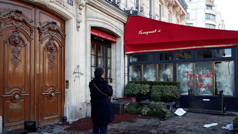 Procès du matériel volé au Fouquet's : la cour d'appel dispense de peine un couple de Gilets jaunes