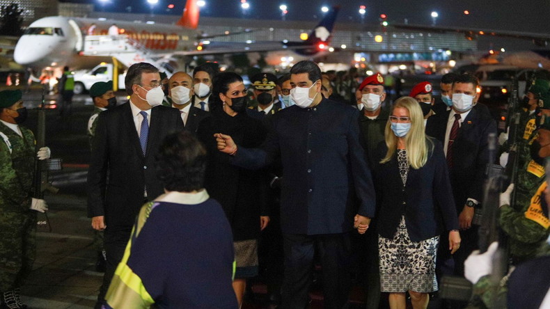 Maduro au Mexique : premier voyage du président vénézuélien depuis son inculpation aux Etats-Unis