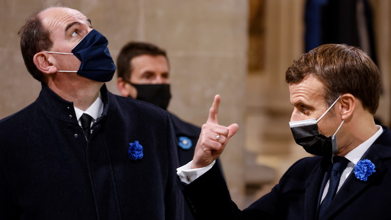 La cote de popularité de Macron et Castex en baisse en septembre