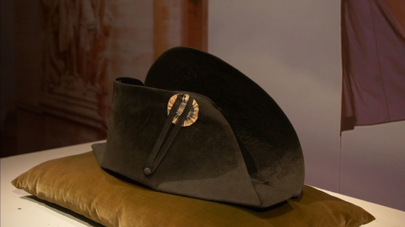 Paris : le chapeau bicorne de Napoléon bientôt vendu aux enchères