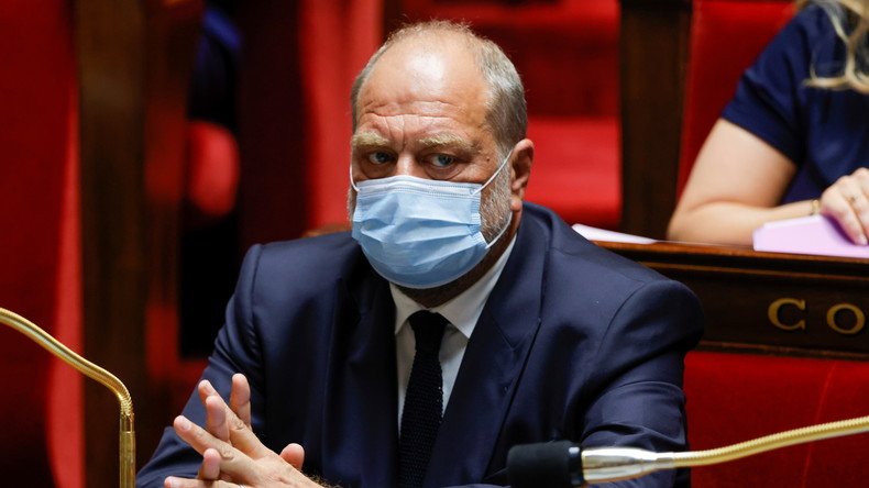 Le ministre de la Justice visé par la plainte d'une avocate pour «violences psychologiques»