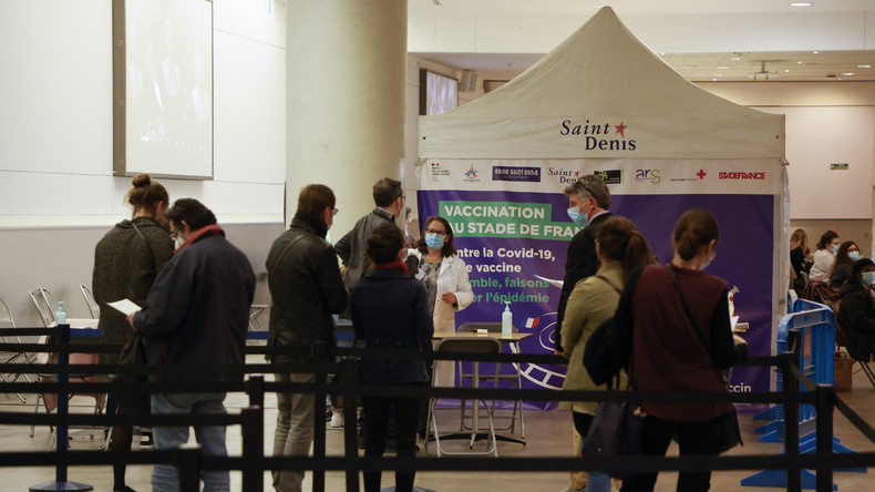 La campagne de vaccination : un révélateur de la fracture sociale et géographique ? (REPORTAGE)