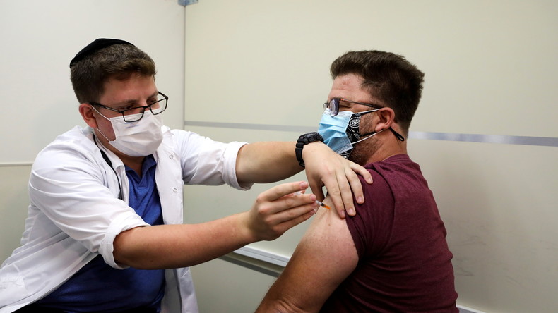 Covid-19 : les pass sanitaires d'un million d'Israéliens deviendront obsolètes faute de 3e dose