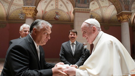 Viktor Orban demande au pape François de «ne pas laisser périr la Hongrie chrétienne»