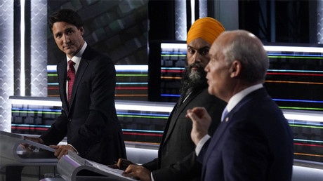 Le Premier ministre canadien et chef du Parti libéral Justin Trudeau, le chef du Nouveau parti démocratique Jagmeet Singh et le chef du Parti conservateur Erin O'Toole, lors d'un débat à Gatineau au Québec, le 9 septembre 2021