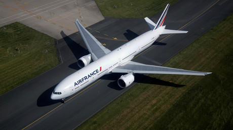 Un Boeing d'Air France atterrit en urgence à Pékin après un «incident technique»