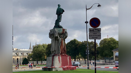 Paris : la statue du général Joseph Gallieni vandalisée