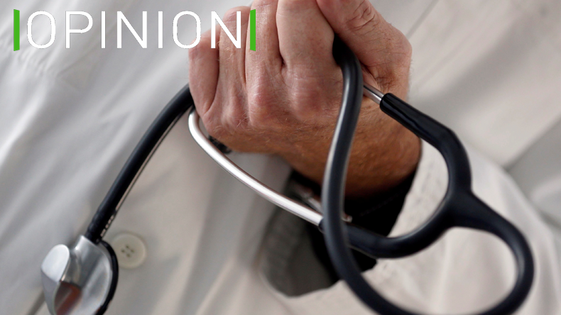 Médecins de plateaux : les nouveaux télévangélistes