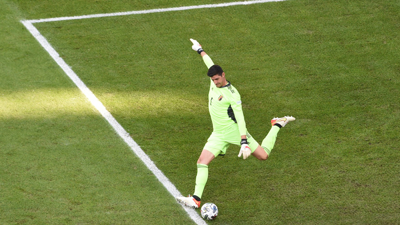 «Nous ne sommes pas des robots» : le Belge Courtois dénonce le rythme des matchs internationaux