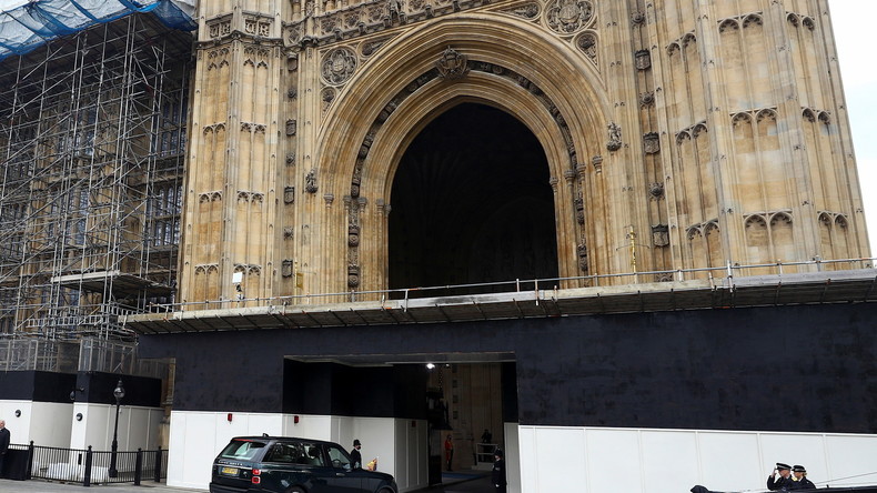 Mort d'un parlementaire britannique poignardé à plusieurs reprises dans une église de l'Essex
