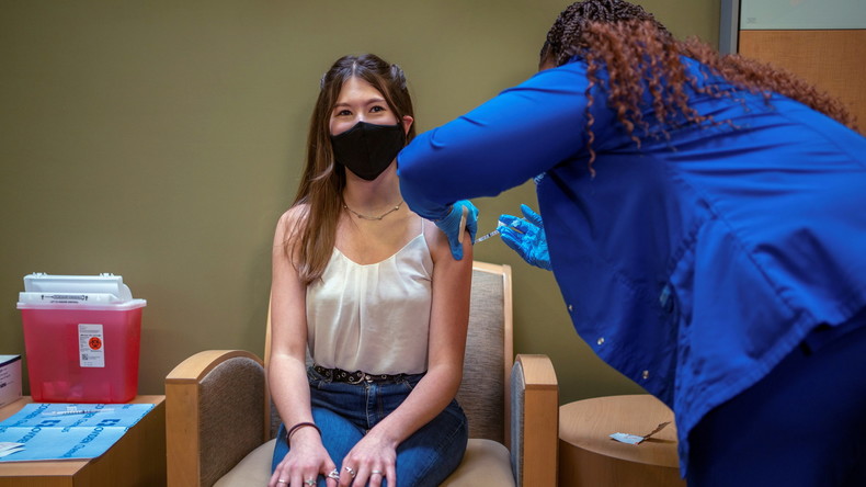 Pfizer dépose une demande d'autorisation de son vaccin contre le Covid pour les 5-11 ans au Canada